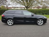 Usado Ford Mondeo Titanium 180 HP (132 kW) 2016 Preto Carrinha