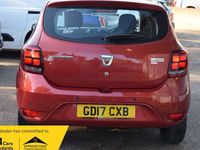 Begagnad Dacia Sandero Lauréate 90 HK (66 kW) 2018 Halvkombi