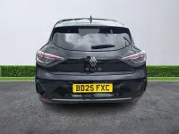 Used Renault Clio Techno 143 HP (105 kW) 2025 Black Hatchback