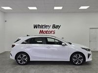 Used Kia Ceed First Edition 138 HP (101 kW) 2018 White Hatchback