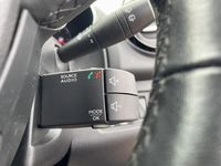 Used Renault Clio IV Dynamique 90 HP (66 kW) 2017 Red Hatchback