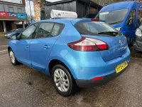 Used Renault Mégane III Dynamique 110 HP (80 kW) 2014 Blue Hatchback