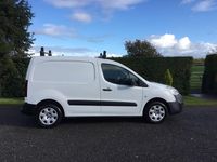 Used Peugeot Partner 2017 White MPV