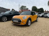 Used Mini Cooper Hatch 136 HP (100 kW) 2015 Orange Hatchback