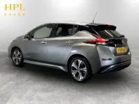 Usado Nissan Leaf Tekna 110 kW (150 HP) 2019 Cinzento Citadino
