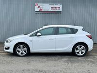 Used Vauxhall Astra SRi 2015 White Hatchback