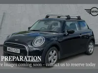 Used Mini Cooper Classic 134 HP (98 kW) 2023 Black Hatchback