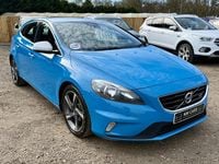 Used Volvo V40 R-Design 115 HP (84 kW) 2015 Blue Hatchback