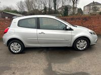 used Renault Clio I-MUSIC