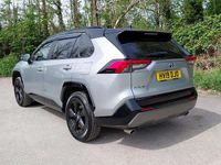 Used Toyota RAV4 Hybrid 218 HP (160 kW) 2019 Silver SUV