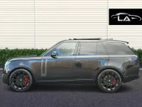 Używany Land Rover Range Rover SE 2024 Czarny SUV