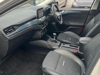 Used Ford Focus Active X 125 HP (91 kW) 2020 White Hatchback