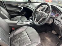 Used Vauxhall Insignia Elite 163 HP (119 kW) 2014 Silver Estate