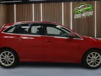 Used Mercedes B200 2020 Red Hatchback