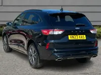 Usado Ford Kuga ST-Line 225 HP (165 kW) 2023 Preto SUV