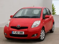 Used Toyota Yaris 87 HP (63 kW) 2010 Red Hatchback