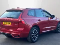 Used Volvo XC60 Plus 194 HP (142 kW) 2022 Red SUV