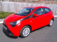 Second-hand Toyota Aygo X-play 72 CP (52 kW) 2021 Roșu Hatchback