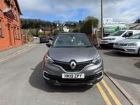 Used Renault Captur Iconic 90 HP (66 kW) 2019 Grey/black SUV