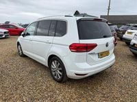 Used VW Touran SEL 150 HP (110 kW) 2017 White MPV