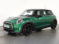Usado Mini Cooper Classic 2023 Verde Utilitario
