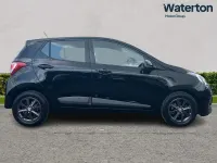 Used Hyundai i10 Premium 83 HP (61 kW) 2016 Black Hatchback