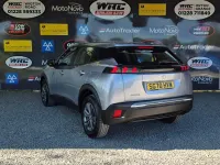 Begagnad Peugeot 2008 Active 100 HK (73 kW) 2020 Grå SUV