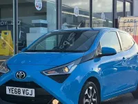 Used Toyota Aygo X-plore 71 HP (52 kW) 2018 Blue Hatchback
