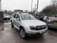 Used Dacia Duster Lauréate 2015 Silver Hatchback