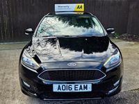 Used Ford Focus Zetec 120 HP (88 kW) 2016 Black Hatchback