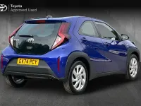 Used Toyota Aygo X PURE 71 HP (52 kW) 2024 Blue SUV