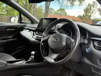 Second-hand Toyota C-HR Design 122 CP (89 kW) 2021 Argintiu SUV