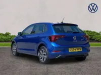 Used VW Polo Life 95 HP (69 kW) 2024 Blue Hatchback