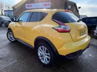 Used Nissan Juke Acenta Premium 117 HP (86 kW) 2014 Yellow SUV