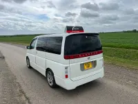 Used Nissan Elgrand 240 HP (176 kW) 2017 White MPV