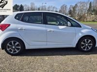 Used Hyundai ix20 SE 116 HP (85 kW) 2017 White Hatchback