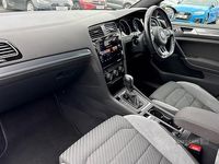 Used VW Golf VII R-line Edition 150 HP (110 kW) 2020 Black Hatchback