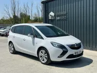 Used Vauxhall Zafira Tourer SRi 140 HP (102 kW) 2016 White MPV