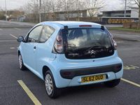 Usado Citroën C1 68 HP (50 kW) 2012 Azul Citadino