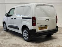 Used Citroën Berlingo 101 HP (74 kW) 2021 White MPV