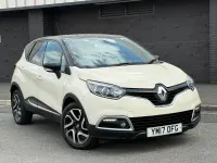 Used Renault Captur Dynamique 90 HP (66 kW) 2017 Cream SUV