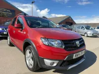 Used Dacia Sandero Ambiance 90 HP (66 kW) 2014 Red Hatchback