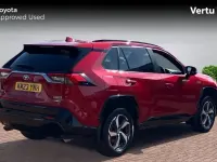 Usado Toyota RAV4 Design 306 HP (225 kW) 2023 SUV