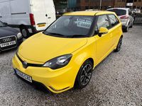 Usado MG MG3 106 HP (77 kW) 2015 Amarelo Citadino