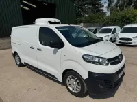 Used Vauxhall Vivaro 120 HP (88 kW) 2021 White MPV