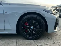 Usado BMW 420 M Sport 181 HP (133 kW) 2025 Cinzento Cabrios