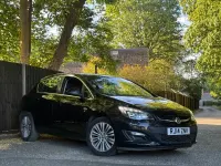Used Vauxhall Astra Excite 2014 Black Hatchback
