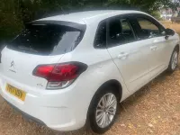 Used Citroën C4 Feel 100 HP (73 kW) 2017 White Hatchback