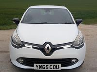 Used Renault Clio IV Dynamique 2016 White Hatchback