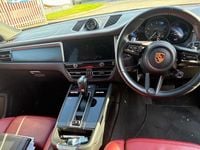 Used Porsche Macan 265 HP (194 kW) 2022 Black SUV